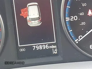 2017 Toyota RAV4 LE z VIN 2T3BFREVXHW641518, wystawiony jako IAAI lot #42306929 z przebiegiem 79 896 mil mil oraz . Historia ofert i sprzedaży dostępna na DreamBid. Obrazek 15.