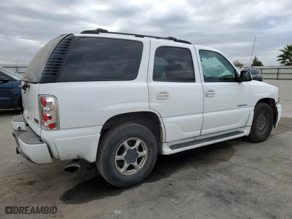 2002 GMC Yukon Denali with VIN 1GKEK63U72J114502, listed as a Copart auction lot 78327824 with 266,426 mi miles and Clean Title. Bid and sale history available at carsss.com. Image 3.