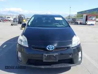 2015 Toyota Prius Four with VIN JTDKN3DU8F1875855, listed as a IAAI auction lot 41942209 with 275,120 mi miles. Bid and sale history available at carsss.com. Image 13.