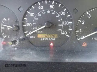 2000 Toyota Camry CE z VIN 4T1BG22K3YU732928, wystawiony jako IAAI lot #42326867 z przebiegiem 122 281 mil mil oraz . Historia ofert i sprzedaży dostępna na DreamBid. Obrazek 7.