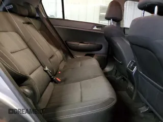 2017 Kia Sportage LX z VIN KNDPMCAC4H7127477, wystawiony jako Copart lot #88499105 z przebiegiem 161 401 mil mil oraz Szkoda całkowita • Salvage title. Historia ofert i sprzedaży dostępna na DreamBid. Obrazek 11.