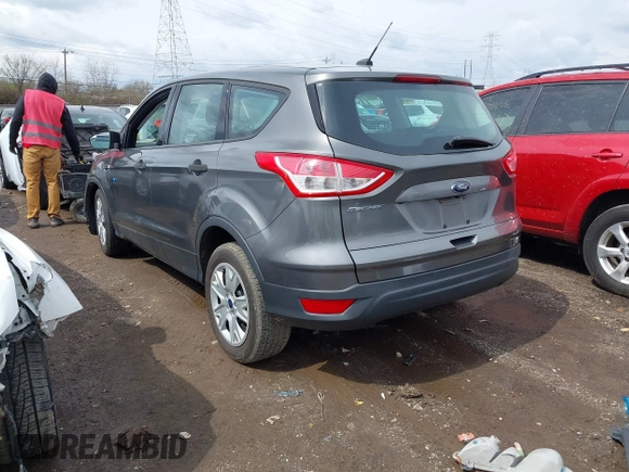 2014 Ford Escape S with VIN 1FMCU0F79EUB71198, listed as a IAAI auction lot 41865241 with 143,560 mi miles. Bid and sale history available at carsss.com. Image 3.