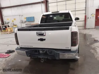2009 Chevrolet Silverado 1500 LTZ with VIN 3GCEK33M39G177554, listed as a IAAI auction lot 41282566 with 142,356 mi miles. Bid and sale history available at carsss.com. Image 17.