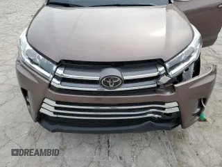2018 Toyota Highlander Limited with VIN 5TDDZRFH9JS906459, listed as a Copart auction lot 60780655 with 32,068 mi miles and Salvage title. Bid and sale history available at DreamBid. Image 12.
