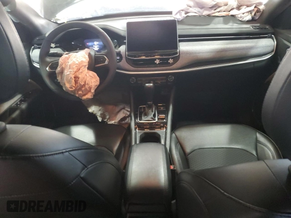 2023 Jeep Compass Latitude with VIN 3C4NJDBN0PT500577, listed as a Copart auction lot 47490255 with 19,984 mi miles and Salvage Title. Bid and sale history available at DreamBid. Image 8.