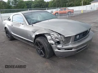 2008 Ford Mustang Deluxe with VIN 1ZVHT80N585103088, listed as a IAAI auction lot 42473802 with 108,155 mi miles and . Bid and sale history available at DreamBid. Image 1.