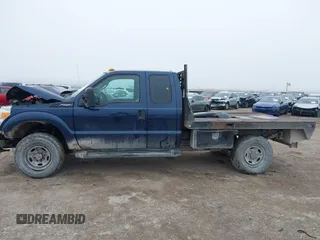 2015 Ford F-250 XL с VIN 1FD7X2B63FEC15046, выставлен на аукционе IAAI как лот 41502647 с пробегом 267 584 миль миль и . История ставок и продаж доступна на DreamBid. Изображение 14.