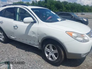 2011 Hyundai Veracruz GLS with VIN KM8NUDCC0BU162838, listed as a IAAI auction lot 42244590 with 105,630 mi miles and . Bid and sale history available at DreamBid. Image 6.