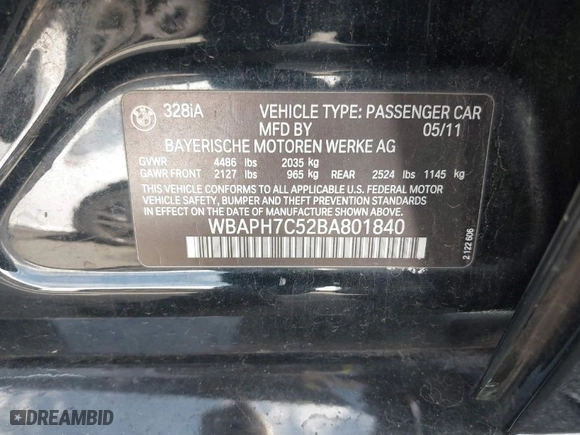 2011 BMW 3 Series 328i with VIN WBAPH7C52BA801840, listed as a IAAI auction lot 41608370 with 146,054 mi miles. Bid and sale history available at carsss.com. Image 9.
