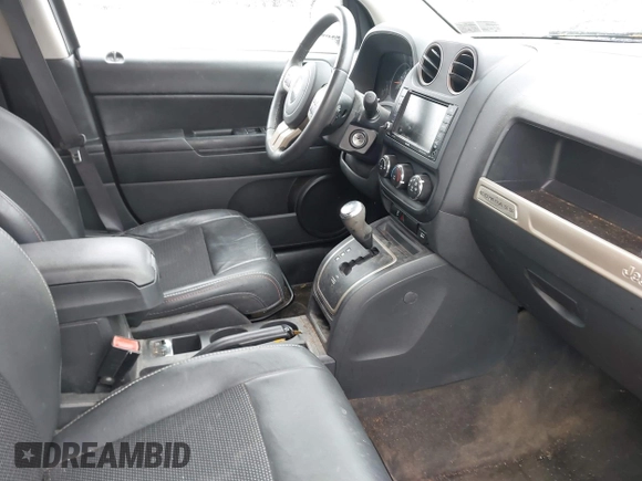 2016 Jeep Compass Sport с VIN 1C4NJDBBXGD692618, выставлен на аукционе IAAI как лот 42241969 с пробегом 106 122 миль миль и . История ставок и продаж доступна на DreamBid. Изображение 5.