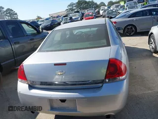 2007 Chevrolet Impala Police Pkg Police Pkg 9C1 with VIN 2G1WS55R079288135, listed as a IAAI auction lot 41475745 with 104,049 mi miles. Bid and sale history available at carsss.com. Image 16.