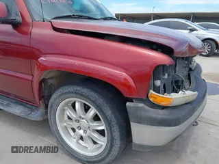 2001 Chevrolet Tahoe LT with VIN 1GNEC13T51R152790, listed as a IAAI auction lot 42320012 with 258,806 mi miles and . Bid and sale history available at DreamBid. Image 20.