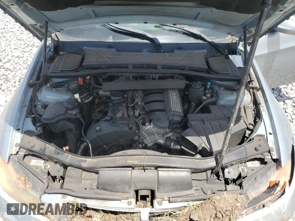 2007 BMW 3 Series 328i z VIN WBAVA33597PG52774, wystawiony jako Copart lot #60345555 z przebiegiem 189 361 mil mil oraz Szkoda całkowita • Salvage title. Historia ofert i sprzedaży dostępna na DreamBid. Obrazek 11.