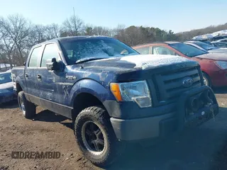 2011 Ford F-150 XL with VIN 1FTFW1EF9BFD05864, listed as a IAAI auction lot 41415000 with 999,999 mi miles. Bid and sale history available at carsss.com. Image 1.