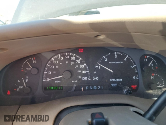 2002 Lincoln Navigator z VIN 5LMFU28R42LJ11223, wystawiony jako Copart lot #57127995 z przebiegiem 170 321 mil mil oraz Szkoda całkowita • Salvage title. Historia ofert i sprzedaży dostępna na DreamBid. Obrazek 9.