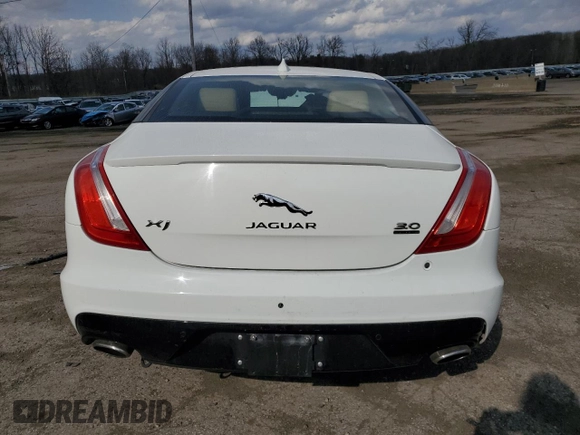 2019 Jaguar XJ with VIN SAJWJ1CD5K8W19663, listed as a Copart auction lot 51071665 with 28,468 mi miles and Salvage Title. Bid and sale history available at carsss.com. Image 6.