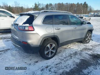 2019 Jeep Cherokee High Altitude z VIN 1C4PJMDX3KD342810, wystawiony jako IAAI lot #41382511 z przebiegiem 66 623 mil mil oraz . Historia ofert i sprzedaży dostępna na DreamBid. Obrazek 4.