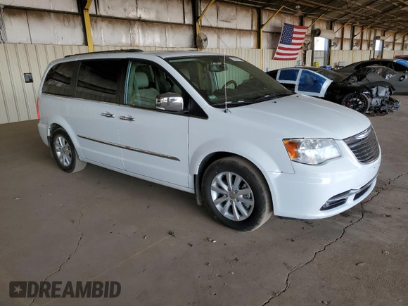 2015 Chrysler Town & Country Limited Platinum with VIN 2C4RC1GG7FR743471, listed as a Copart auction lot 52325745 with 142,607 mi miles and Clean Title. Bid and sale history available at carsss.com. Image 4.