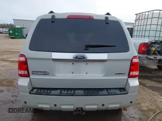 2009 Ford Escape Limited с VIN 1FMCU94G99KD11761, выставлен на аукционе IAAI как лот 41602792 с пробегом 117 365 миль миль и . История ставок и продаж доступна на DreamBid. Изображение 17.