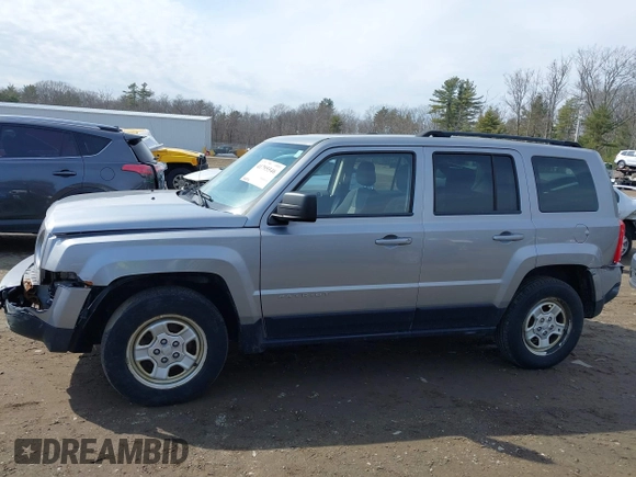 2014 Jeep Patriot Sport z VIN 1C4NJRBB5ED815798, wystawiony jako IAAI lot #41795546 z przebiegiem 106 875 mil mil oraz . Historia ofert i sprzedaży dostępna na DreamBid. Obrazek 14.