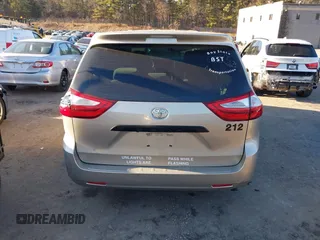 2015 Toyota Sienna L с VIN 5TDZK3DC6FS543494, выставлен на аукционе IAAI как лот 40984941 с пробегом 146 352 миль миль и . История ставок и продаж доступна на DreamBid. Изображение 16.