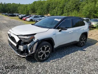 2024 Toyota RAV4 XSE with VIN JTMFB3FV6RD175593, listed as a Copart auction lot 58132295 with 7,425 mi miles and Salvage title. Bid and sale history available at DreamBid. Image 1.