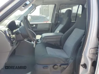 2004 Ford Expedition Special Service z VIN 1FMRU15W94LB82330, wystawiony jako Copart lot #57448795 z przebiegiem 262 122 mil mil oraz Nie do naprawy • Non repairable. Historia ofert i sprzedaży dostępna na DreamBid. Obrazek 7.