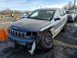 2020 Jeep Grand Cherokee Limited X z VIN 1C4RJFBG0LC354623, wystawiony jako Copart lot #42694745 z przebiegiem 69 561 mil mil oraz Szkoda całkowita • Salvage title. Historia ofert i sprzedaży dostępna na DreamBid. Obrazek 1.