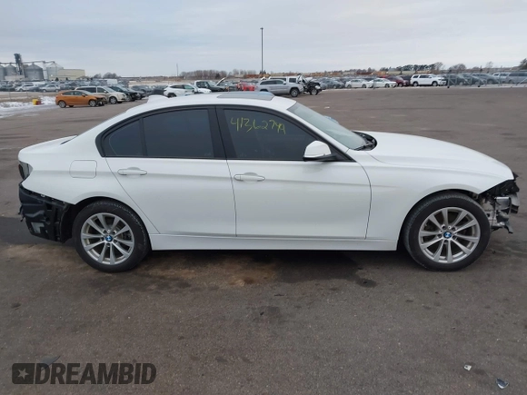 2018 BMW 3 Series 320i xDrive with VIN WBA8E5G54JNU47158, listed as a IAAI auction lot 41362749 with 38,158 mi miles. Bid and sale history available at carsss.com. Image 14.