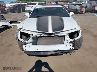 2014 Chevrolet Camaro LT with VIN 2G1FB1E34E9269086, listed as a IAAI auction lot 40530373 with 82,103 mi miles. Bid and sale history available at carsss.com. Image 6.