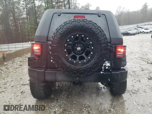 2017 Jeep Wrangler Unlimited Rubicon Recon z VIN 1C4HJWFG8HL581524, wystawiony jako Copart lot #81304384 z przebiegiem 53 287 mil mil oraz Szkoda całkowita • Salvage title. Historia ofert i sprzedaży dostępna na DreamBid. Obrazek 6.