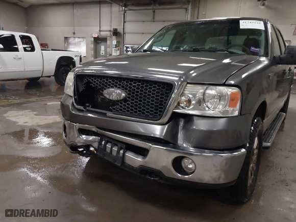 2007 Ford F-150 XLT with VIN 1FTPW14587FB66508, listed as a IAAI auction lot 41749110 with 219,712 mi miles. Bid and sale history available at carsss.com. Image 6.