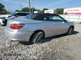 2009 Chrysler Sebring Touring z VIN 1C3LC55D89N501090, wystawiony jako Copart lot #54007345 z przebiegiem 111 381 mil mil oraz Szkody całkowita. Historia ofert i sprzedaży dostępna na DreamBid. Obrazek 3.