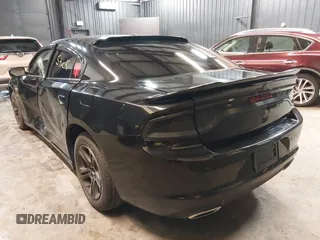 2020 Dodge Charger SXT z VIN 2C3CDXBG2LH117653, wystawiony jako IAAI lot #41753759 z przebiegiem 87 690 mil mil oraz . Historia ofert i sprzedaży dostępna na DreamBid. Obrazek 3.