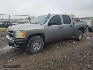 2007 Chevrolet Silverado 1500 LS with VIN 2GCEK13C271731037, listed as a Copart auction lot 84509584 with 250,863 mi miles and Salvage Title. Bid and sale history available at carsss.com. Image 1.