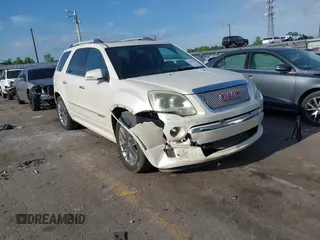 2011 GMC Acadia Denali z VIN 1GKKRTED0BJ335451, wystawiony jako IAAI lot #42086719 z przebiegiem 156 520 mil mil oraz . Historia ofert i sprzedaży dostępna na DreamBid. Obrazek 1.