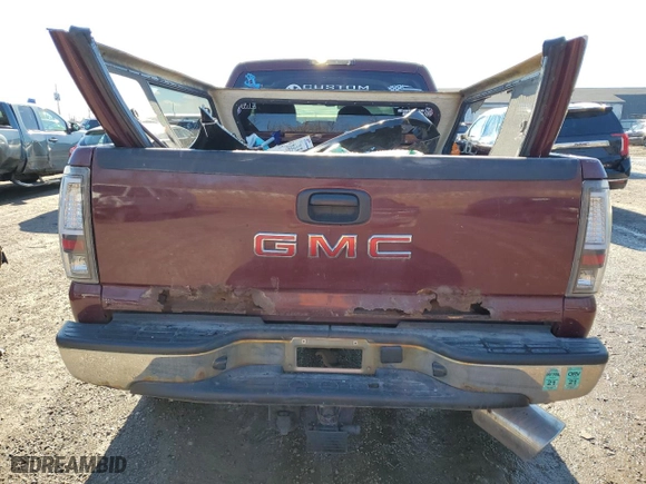2003 GMC Sierra 2500HD SLT with VIN 1GTHK23173F185498, listed as a Copart auction lot 75286433 with 239,387 mi miles and Clean Title. Bid and sale history available at carsss.com. Image 6.