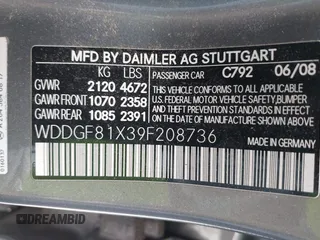 2009 Mercedes-Benz C 300 Sport z VIN WDDGF81X39F208736, wystawiony jako IAAI lot #42151686 z przebiegiem 131 582 mil mil oraz . Historia ofert i sprzedaży dostępna na DreamBid. Obrazek 9.
