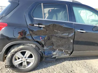 2020 Chevrolet Trax LT z VIN KL7CJLSBXLB026072, wystawiony jako Copart lot #52309265 z przebiegiem Nie podano mil oraz Szkoda całkowita • Salvage title. Historia ofert i sprzedaży dostępna na DreamBid. Obrazek 11.
