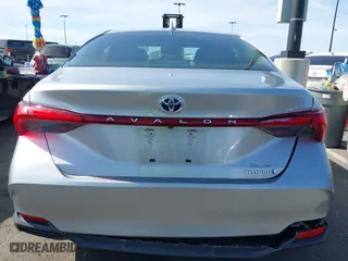 2019 Toyota Avalon Hybrid Limited with VIN 4T1B21FB1KU003112, listed as a IAAI auction lot 41610307 with 169,569 mi miles. Bid and sale history available at carsss.com. Image 17.