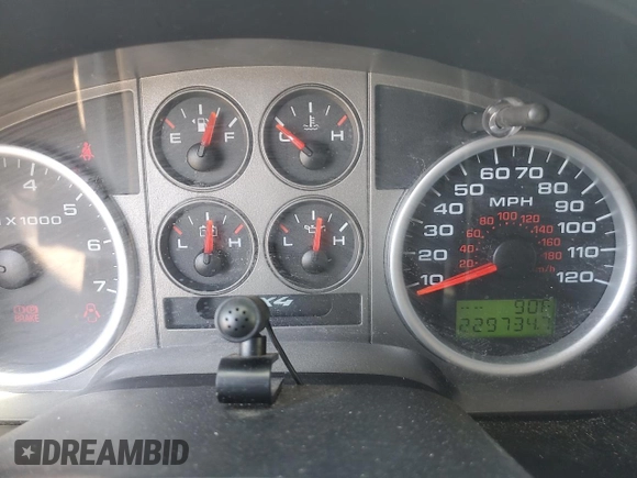 2006 Ford F-150 XLT z VIN 1FTPW14V66KD22907, wystawiony jako Copart lot #66207095 z przebiegiem 229 734 mil mil oraz Czysty tytuł • Clean title. Historia ofert i sprzedaży dostępna na DreamBid. Obrazek 9.