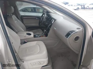 2009 Audi Q7 with VIN WA1AY74L99D023707, listed as a IAAI auction lot 41649568 with 166,968 mi miles. Bid and sale history available at carsss.com. Image 5.