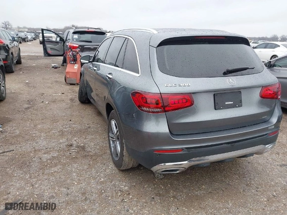 2021 Mercedes-Benz GLC with VIN W1N0G8DB5MV274639, listed as a IAAI auction lot 41546628 with 68,720 mi miles. Bid and sale history available at carsss.com. Image 3.