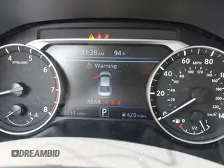 2025 Nissan Altima SV z VIN 1N4BL4DVXSN378609, wystawiony jako IAAI lot #42318744 z przebiegiem 4 751 mil mil oraz . Historia ofert i sprzedaży dostępna na DreamBid. Obrazek 7.