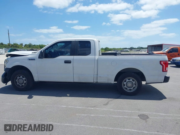 2016 Ford F-150 XL with VIN 1FTEX1C88GFD59256, listed as a IAAI auction lot 41956070 with 208,961 mi miles and . Bid and sale history available at carsss.com. Image 14.