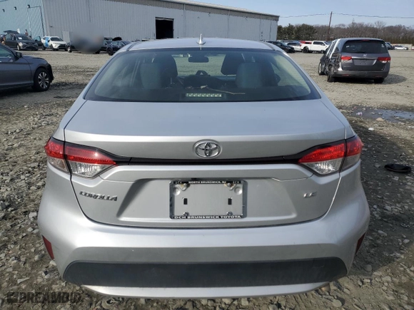 2020 Toyota Corolla LE with VIN JTDEPRAE5LJ090518, listed as a Copart auction lot 48414155 with 82,202 mi miles and Salvage Title. Bid and sale history available at carsss.com. Image 6.