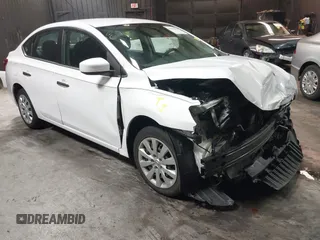 2019 Nissan Sentra S z VIN 3N1AB7AP8KY420667, wystawiony jako IAAI lot #42138431 z przebiegiem 42 347 mil mil oraz . Historia ofert i sprzedaży dostępna na DreamBid. Obrazek 1.