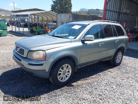 2008 Volvo XC90 I6 with VIN YV4CZ982X81462064, listed as a IAAI auction lot 41962290 with 135,921 mi miles. Bid and sale history available at carsss.com. Image 2.