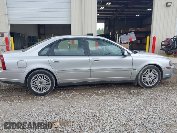 2003 Volvo S80 2.9L с VIN YV1TS92D231310509, выставлен на аукционе IAAI как лот 42460419 с пробегом 140 259 миль миль и . История ставок и продаж доступна на DreamBid. Изображение 13.