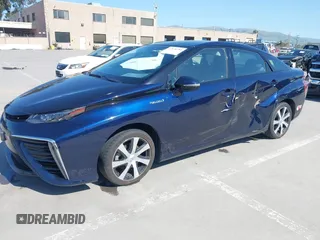 2018 Toyota Mirai с VIN JTDBVRBDXJA004017, выставлен на аукционе IAAI как лот 41838781 с пробегом 69 554 миль миль и . История ставок и продаж доступна на DreamBid. Изображение 6.